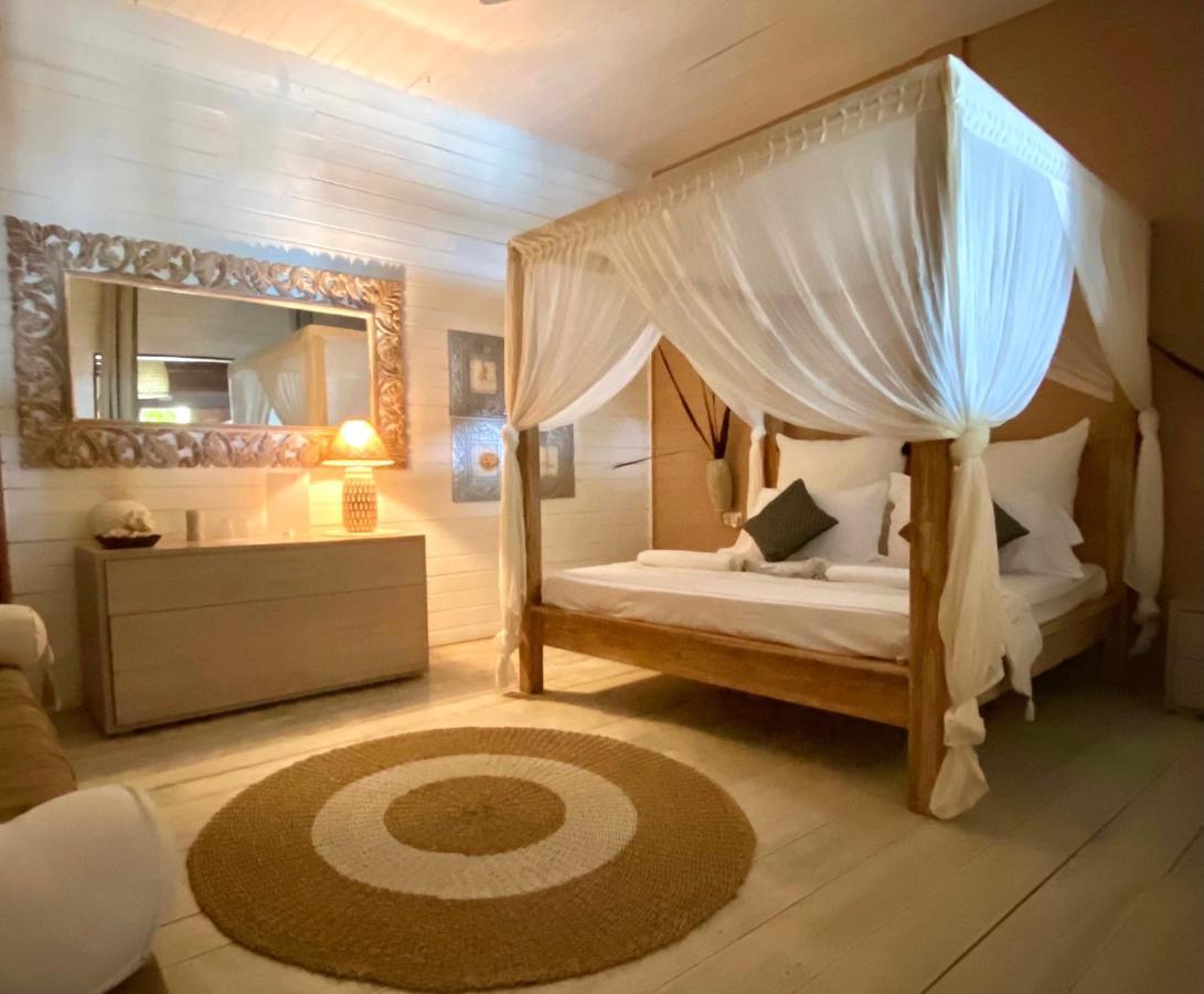 Samura Maldives Guest House Thulusdhoo Exterior foto